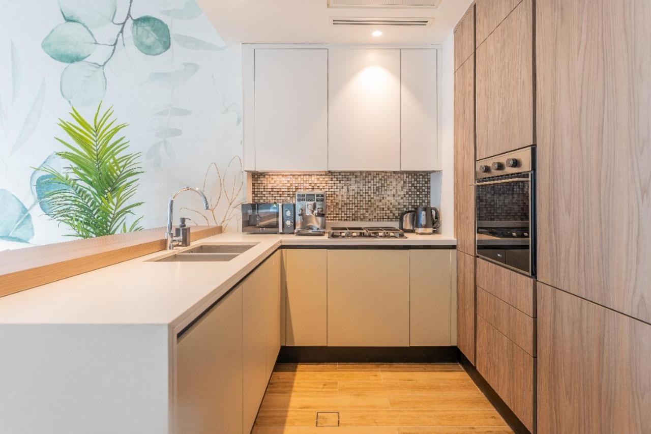 Desert Living Luxury Condo - Jumeirah Living Marina Gate 迪拜 外观 照片