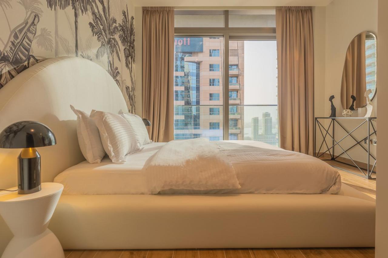 Desert Living Luxury Condo - Jumeirah Living Marina Gate 迪拜 外观 照片